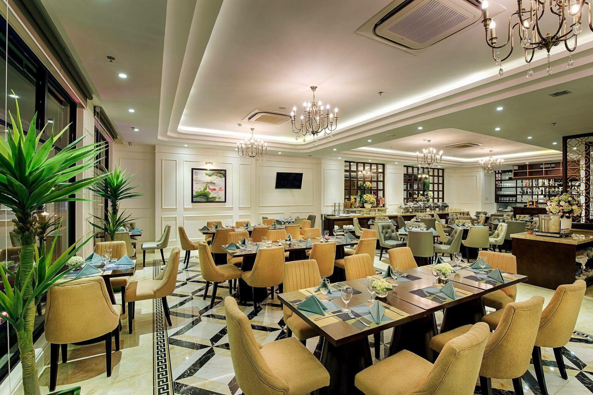Adaline Hotel And Suite Đà Nẵng Exterior foto