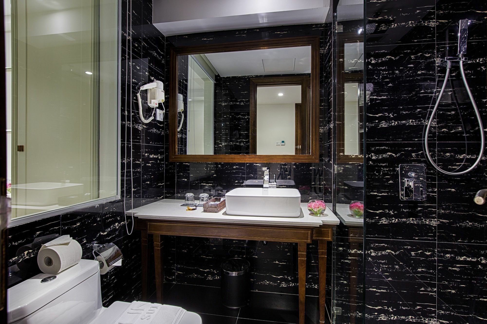 Adaline Hotel And Suite Đà Nẵng Exterior foto